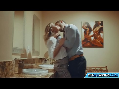 ❤️ Keď vás prsnatá blondínka zvádza na verejných toaletách Domáce porno na sk.javdoe.top ❌️❤